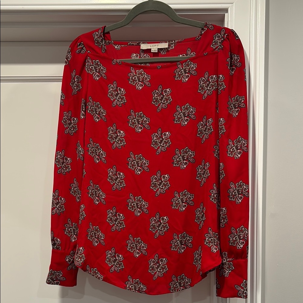 LOFT XS Red Floral Women's Top